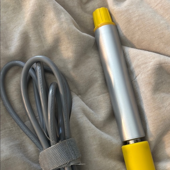 Drybar Silver and Yellow Curling Wand - Picture 3 of 4